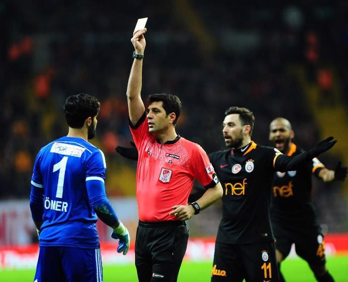 VAR kanıtladı, Türkiye'de hakem YOK! 1