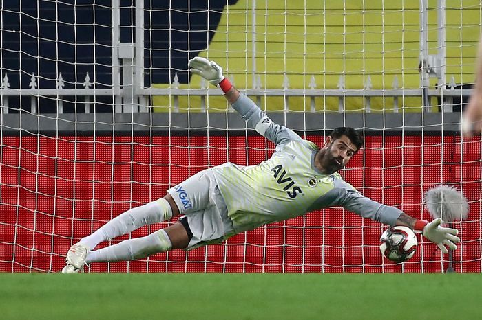 Ersun Yanal'dan sürpriz tercih! 2