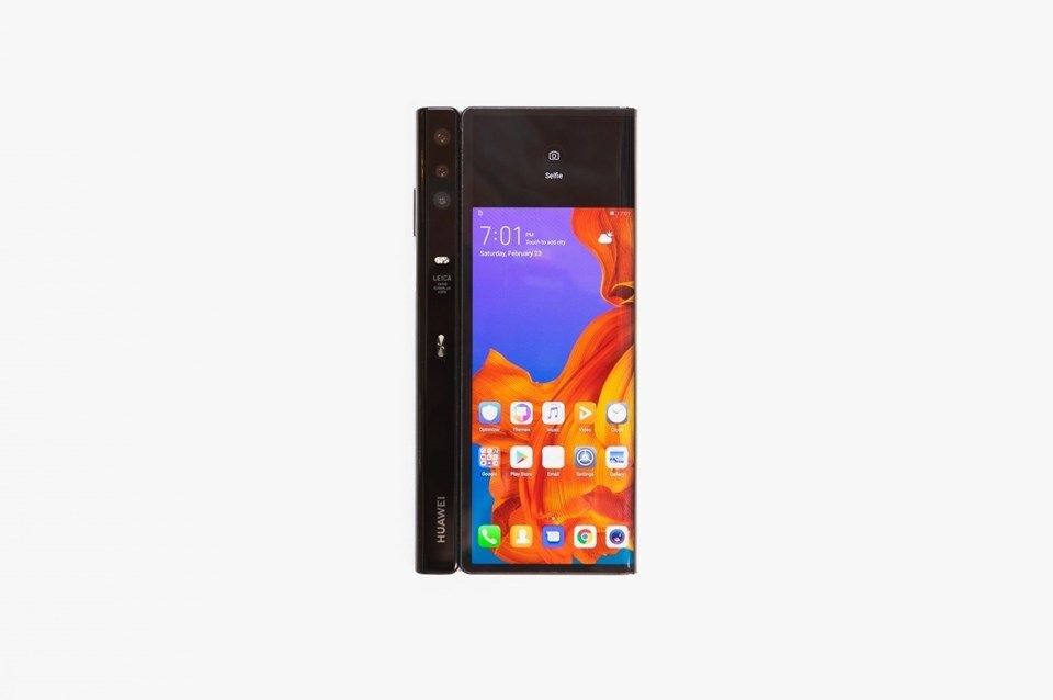 Apple'ın katlanabilir telefonundan ilk görüntü sızdı! 9
