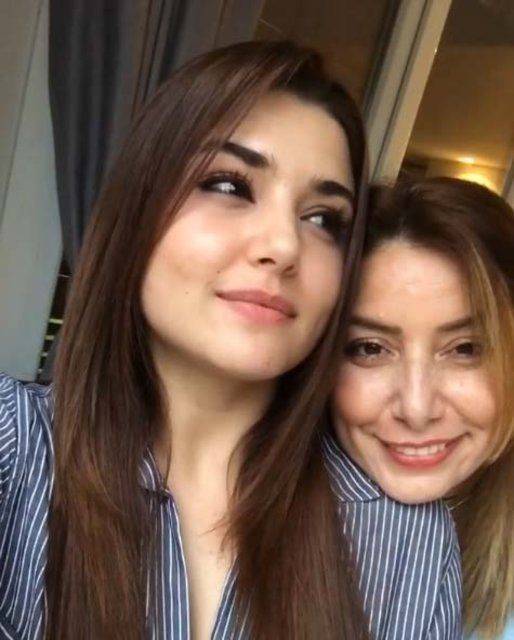 Hande Erçel: Annemi çok özlüyorum... 7