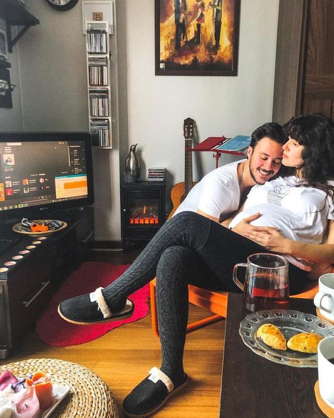 Pelin Akil'den bebek öncesi parti hazırlığı! 9