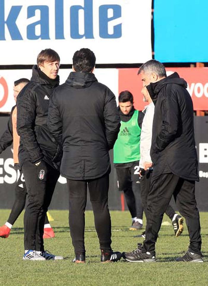 Beşiktaş'ta yeni teknik direktör kararı! 1