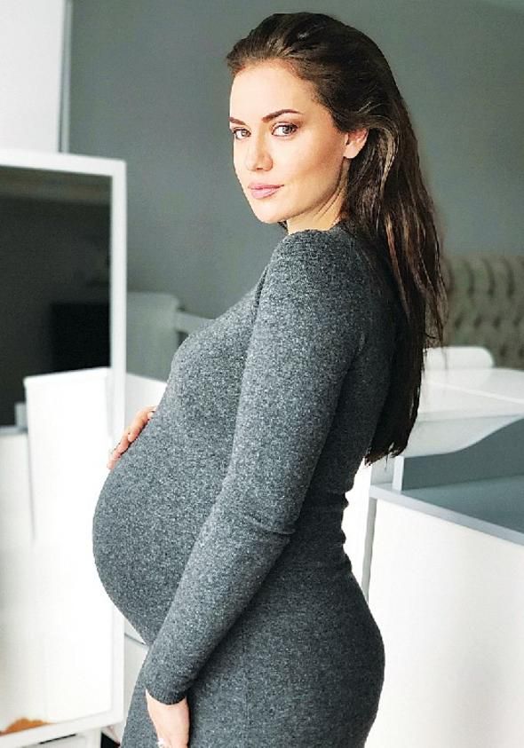 Burak Özçivit Fahriye Evcen çifti oğullarına o ismi verdi! 2