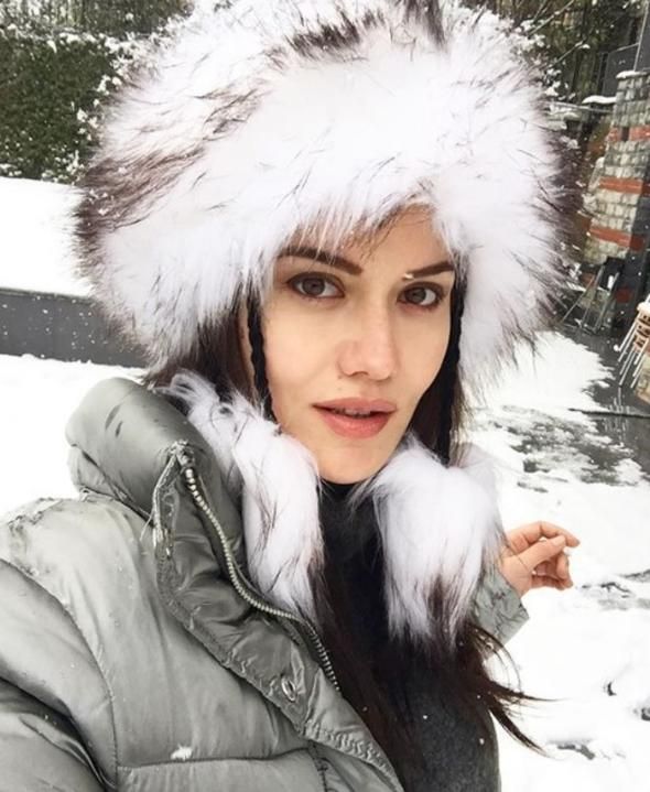 Burak Özçivit Fahriye Evcen çifti oğullarına o ismi verdi! 8