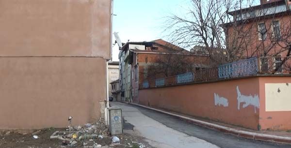 Mahalleli 2 genç kadını o şekilde yakalayınca... 5