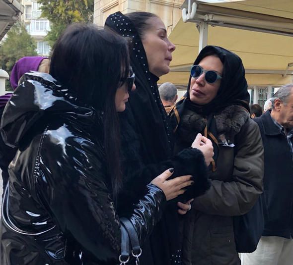 Ünlü şarkıcının en acı günü! 5