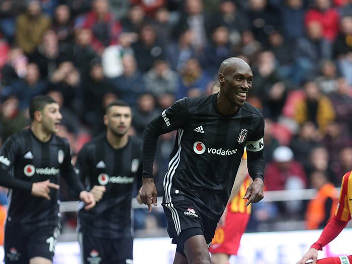 Beşiktaş'ta büyük revizyon! Kadro yenileniyor... 3