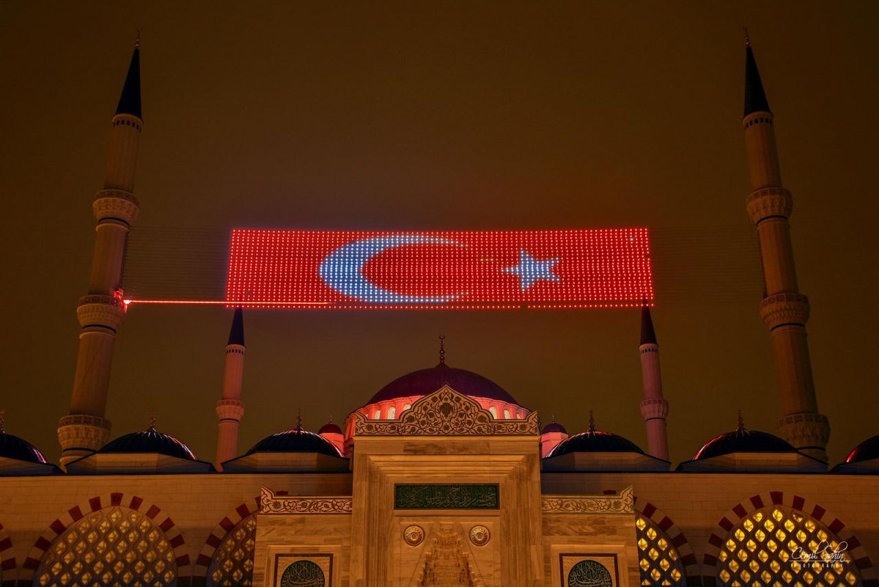 Çamlıca Camii'ne bir de böyle bakın! 5