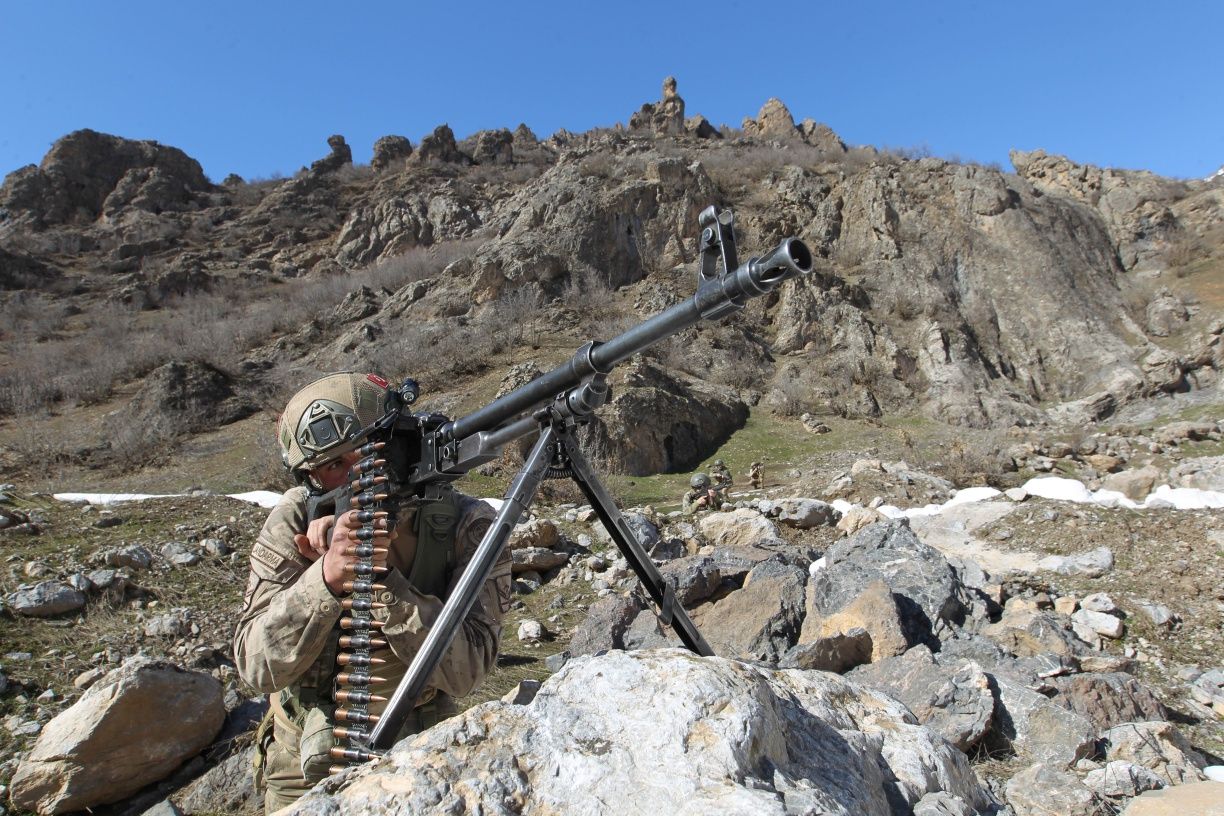 Emniyet Müdürü ve jandarma komutanı da dağa çıktı! 5