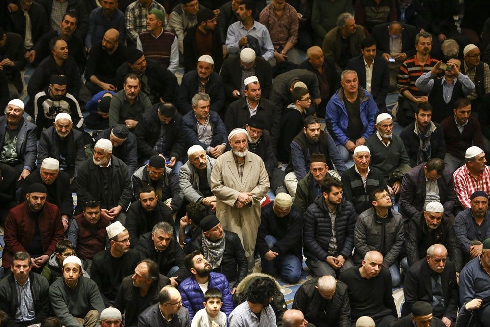 Çamlıca Camisi'nde Regaip Kandili yoğunluğu... 1