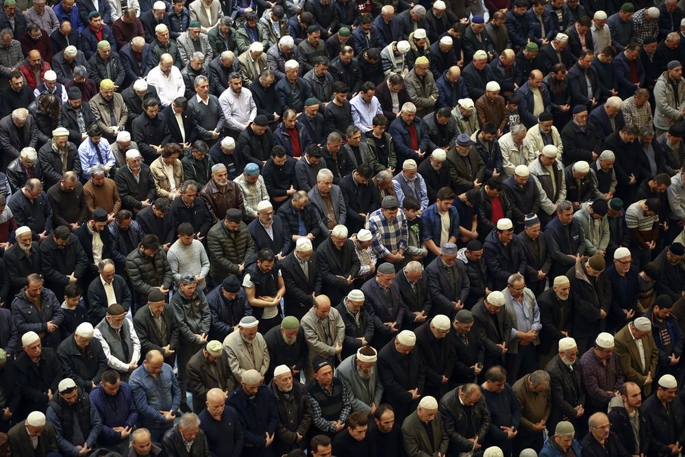 Çamlıca Camisi'nde Regaip Kandili yoğunluğu... 3
