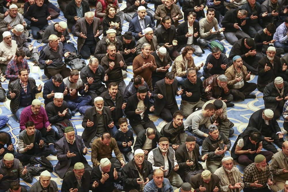 Çamlıca Camisi'nde Regaip Kandili yoğunluğu... 17