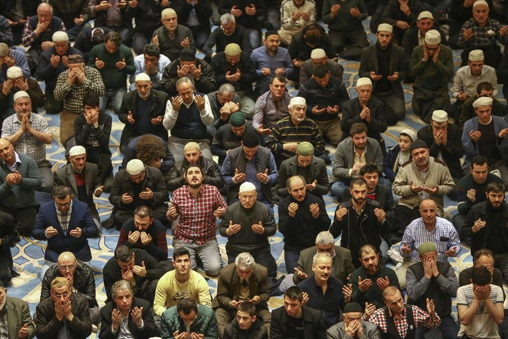 Çamlıca Camisi'nde Regaip Kandili yoğunluğu... 20