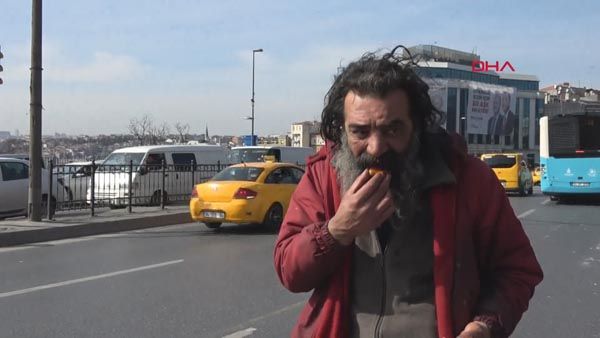 Şüpheli paketten çıkan lokumları yedi 6