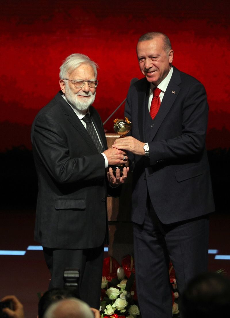 5. İyilik Ödülleri sahiplerini buldu... 8