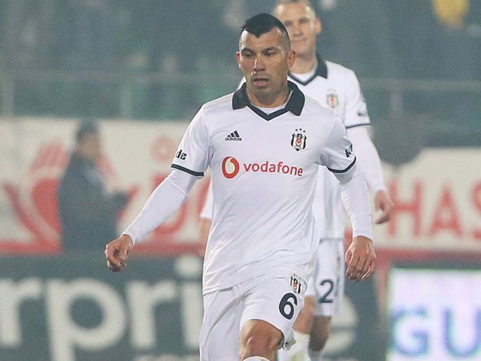 Beşiktaş'ı şikayet eden edene! 4