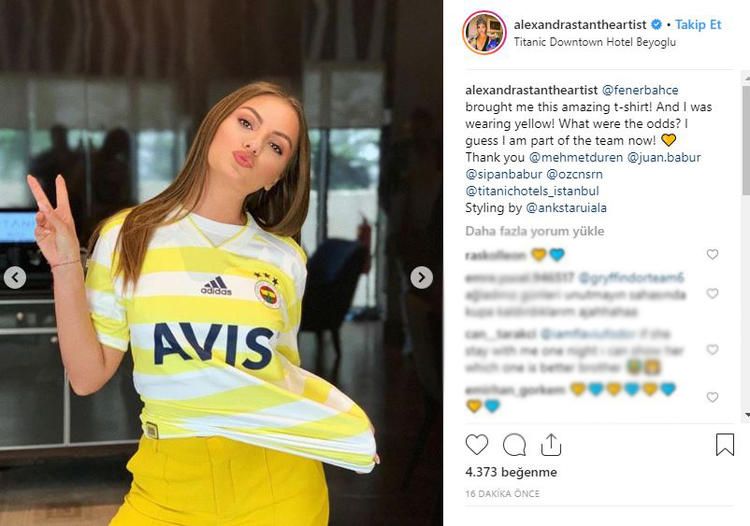 Güzel şarkıcı Fenerbahçe'ye desteğini açıkladı! 3