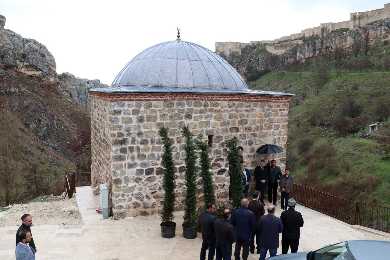 Tarihi mescitte 119 yıl sonra ilk namaz... 4