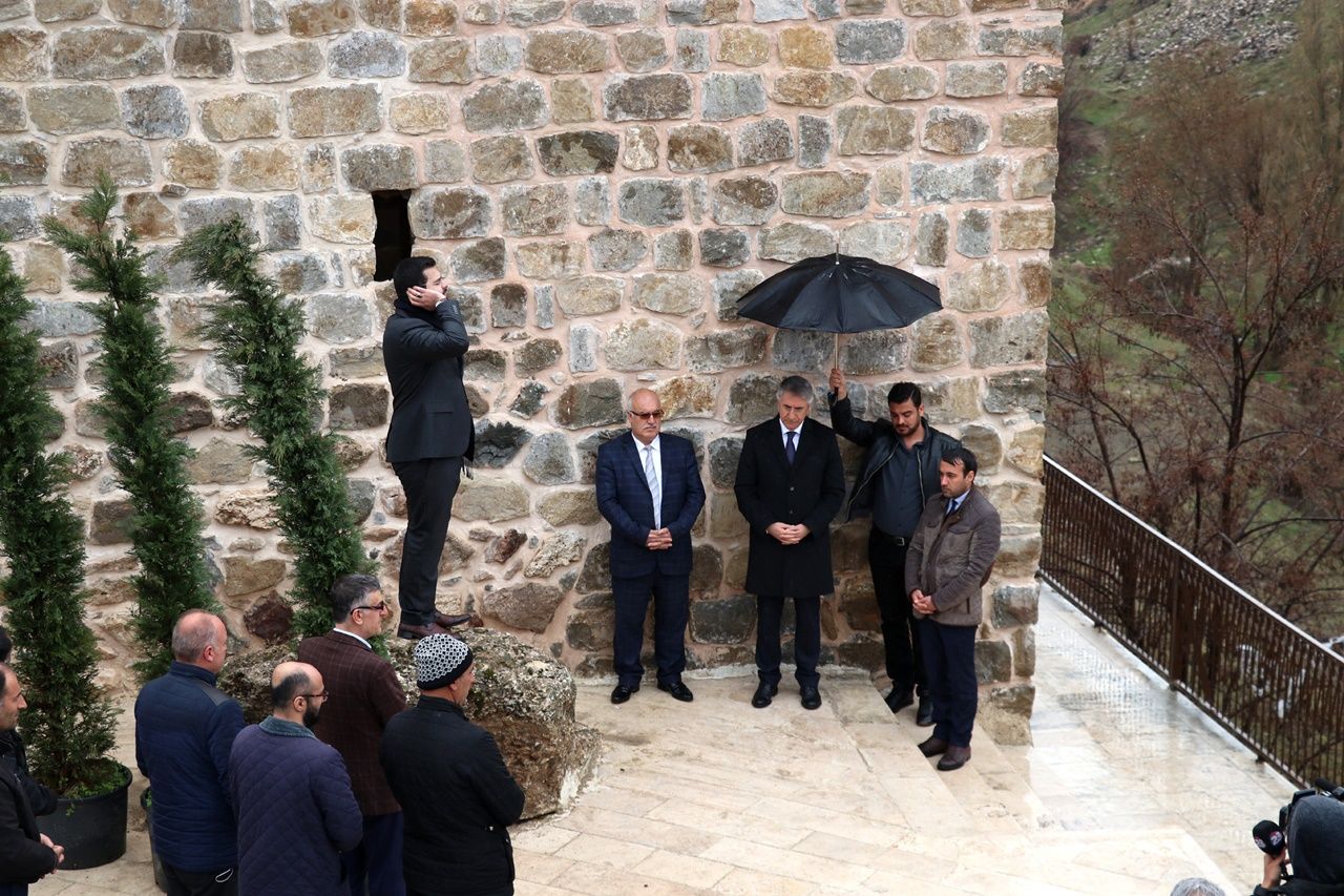 Tarihi mescitte 119 yıl sonra ilk namaz... 5