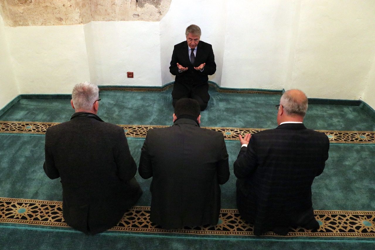 Tarihi mescitte 119 yıl sonra ilk namaz... 12