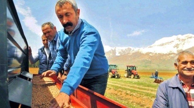 Komünist başkanın asıl mesleği bakın ne! 6