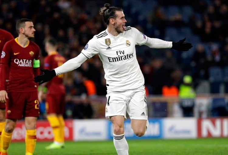 Dünyanın en çok kazanan futbolcuları! 17