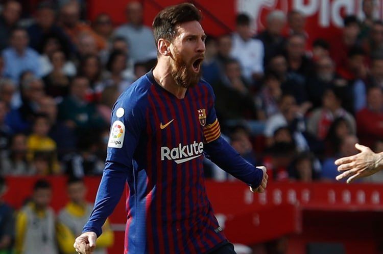 Dünyanın en çok kazanan futbolcuları! 21