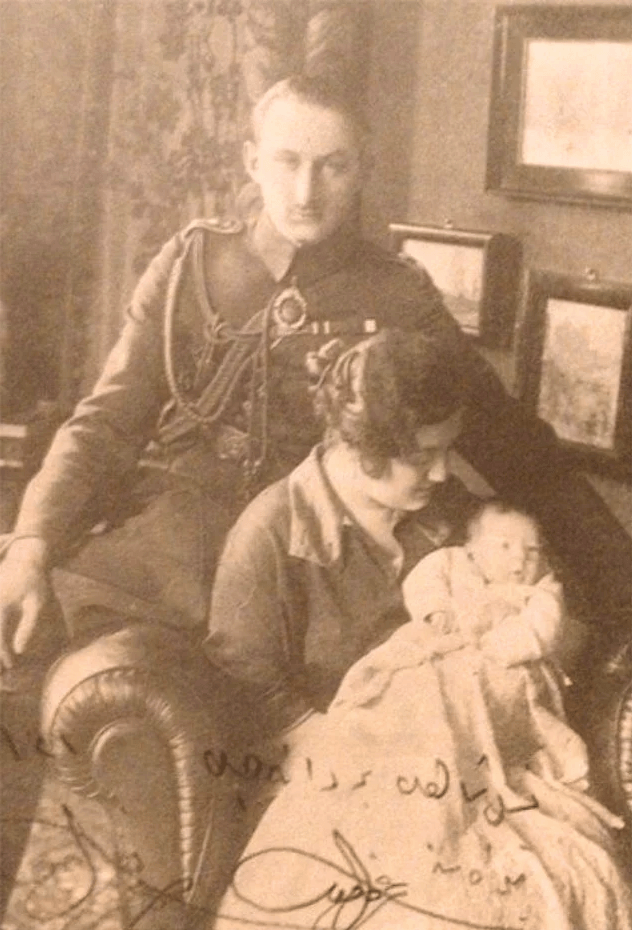 Osmanlı'nın güzel ama bahtsız sultanı! 8
