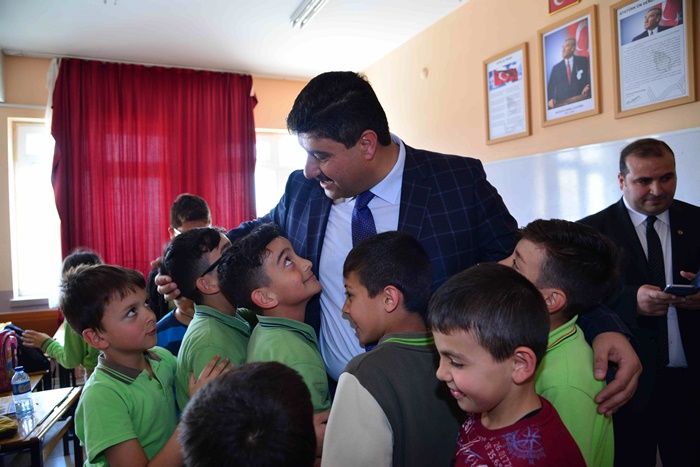 “Serhat Öğretmen” öğrencilerle buluştu! 3