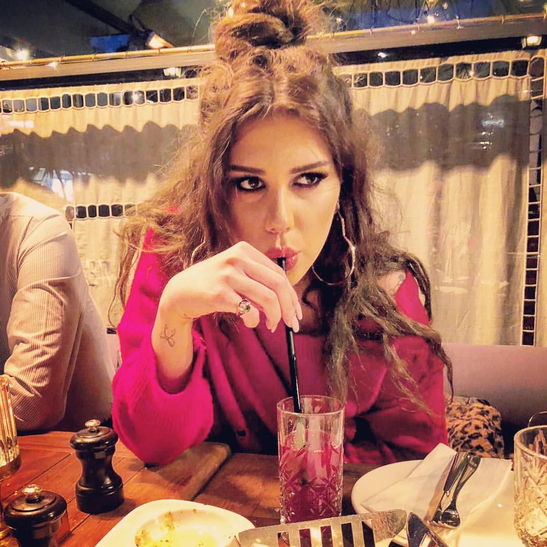 Eski gelin adayı Kısmetse Olur'un iç yüzünü anlattı! 8