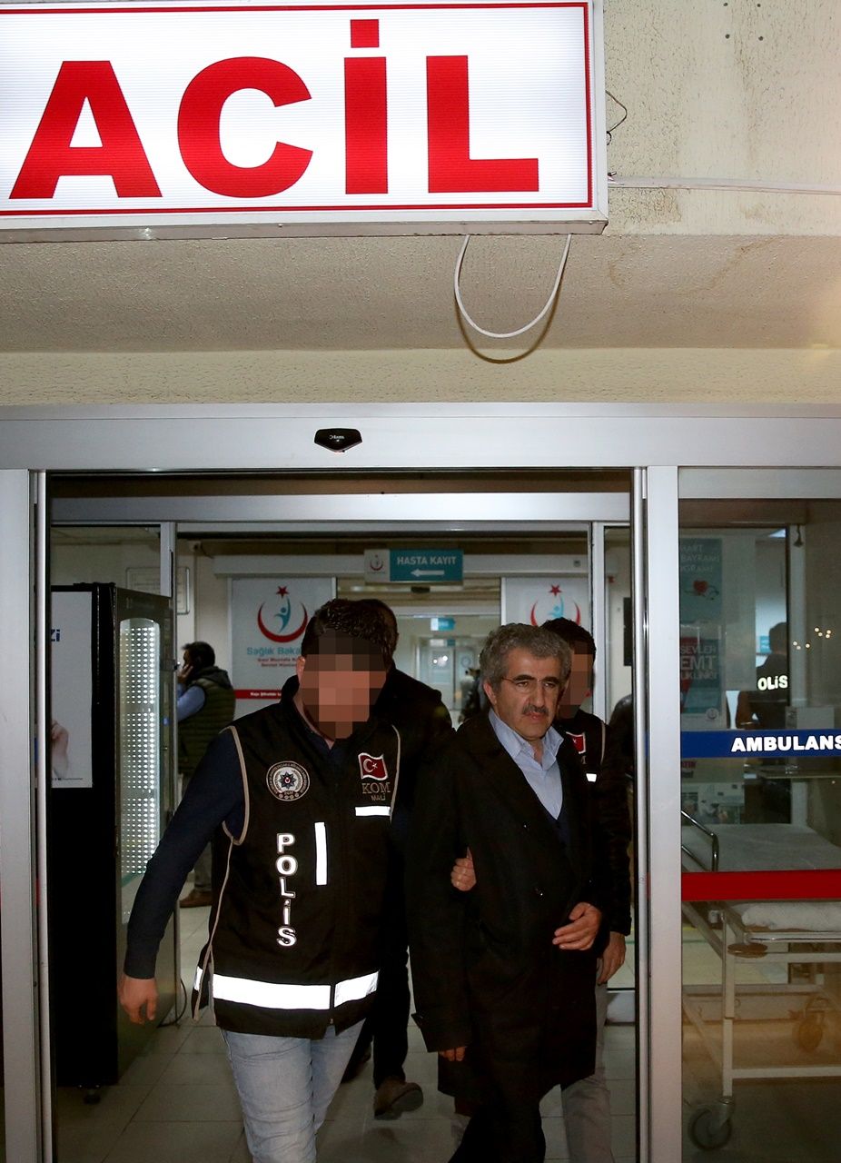 Eski ÖSYM Başkanı Ali Demir Ankara'ya getirildi... 4