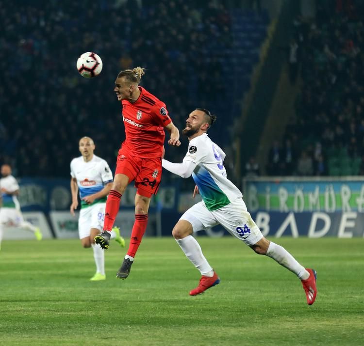 Beşiktaş'ın tartışılan gollerinin arkasından Bülent Yıldırım çıktı! 6