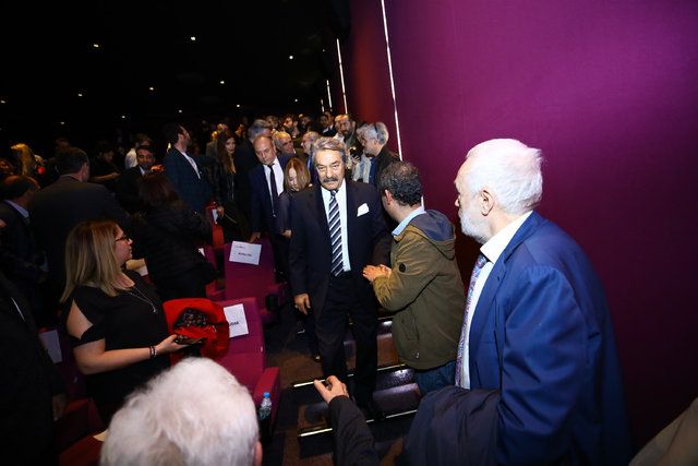 Kadir İnanır 7 yıl dinlenmenin ardından geri döndü 19