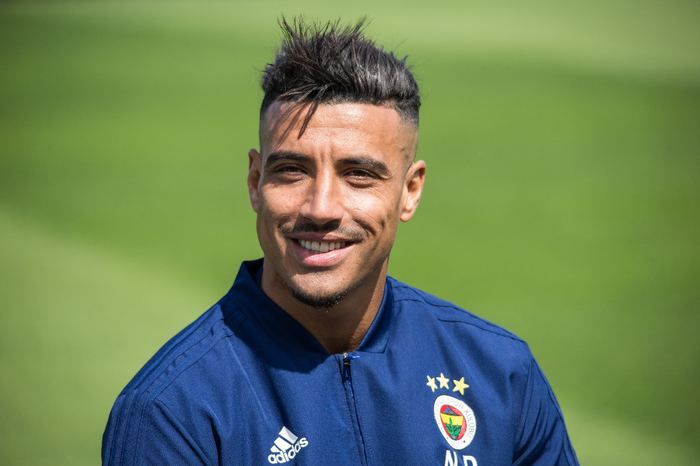 Ersun Yanal ilk 11'ini şekillendirdi! 9