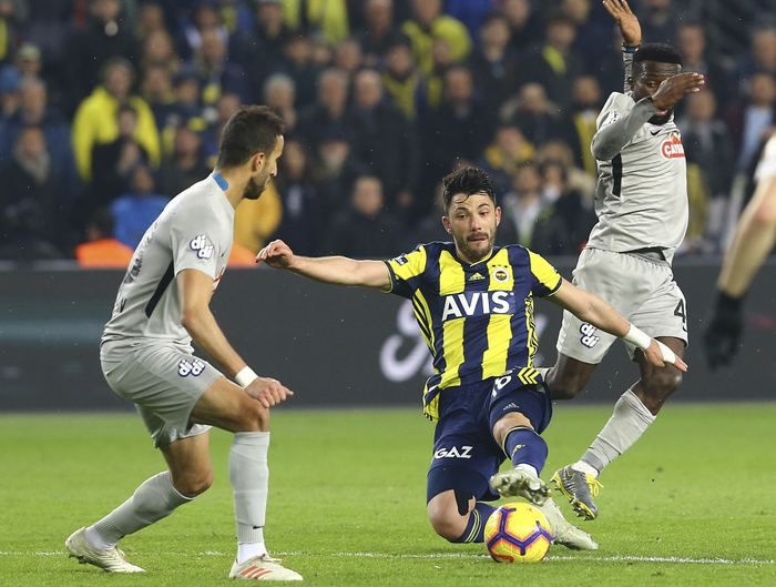 Ersun Yanal ilk 11'ini şekillendirdi! 8