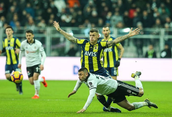 Ersun Yanal ilk 11'ini şekillendirdi! 4