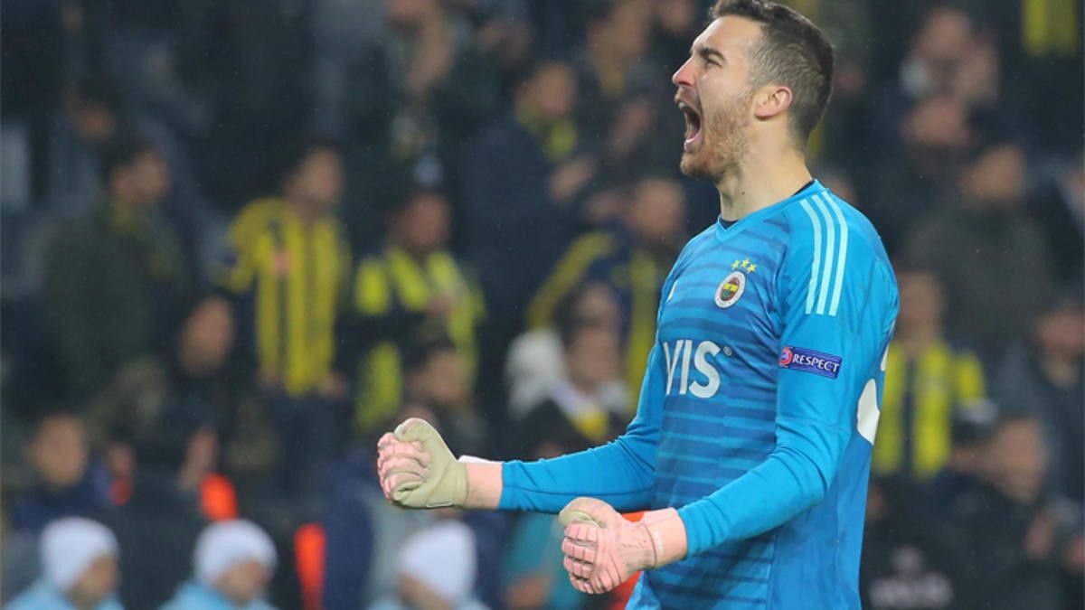 Ersun Yanal ilk 11'ini şekillendirdi! 2