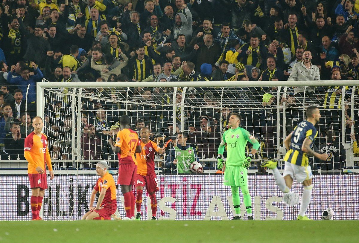 "Söyleyince Ersun Yanal'a kafayı takmış oluyorsun" 4