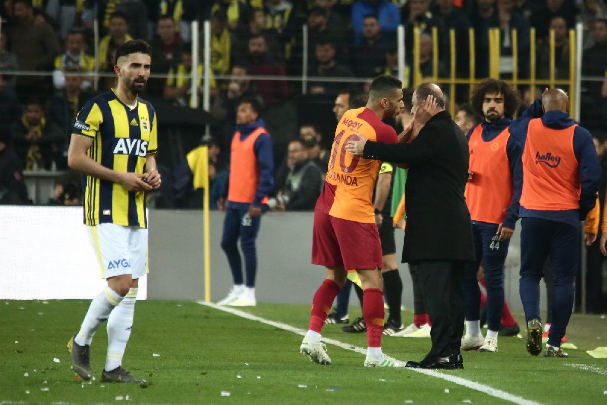 "Söyleyince Ersun Yanal'a kafayı takmış oluyorsun" 9