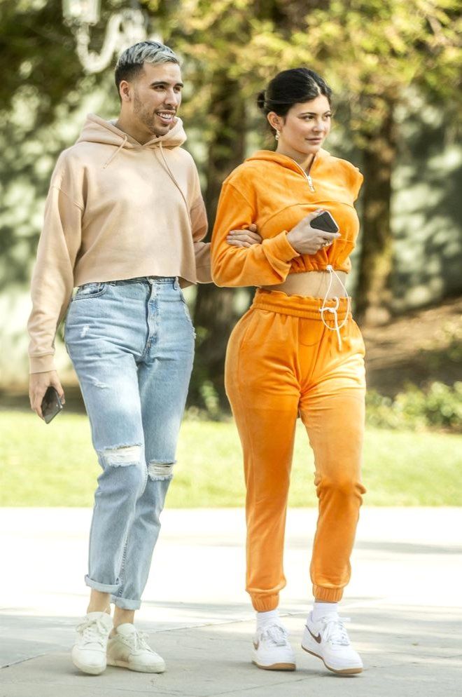 Kylie Jenner'ın yüzü tanınmaz halde! 1