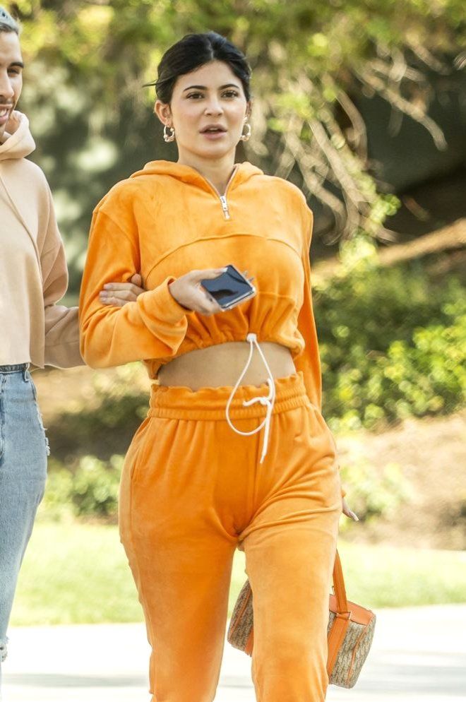 Kylie Jenner'ın yüzü tanınmaz halde! 5