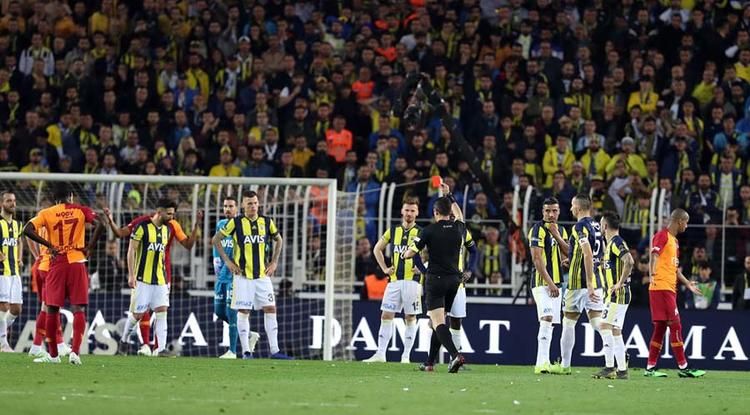 UEFA yetkilisi tartışmalı derbinin pozisyonlarını tek tek yorumladı! 6