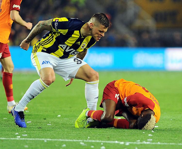 UEFA yetkilisi tartışmalı derbinin pozisyonlarını tek tek yorumladı! 10