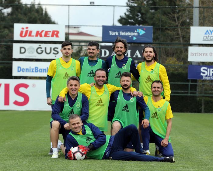 Fenerbahçe'nin eski yıldızları sahneye çıktı! 12