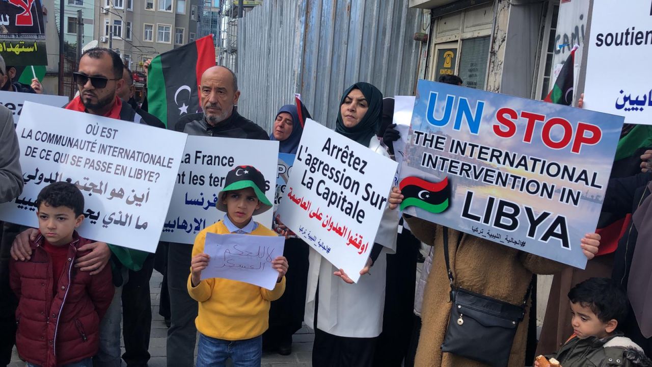 Fransa Konsolosluğu önünde katliam protestosu! 2