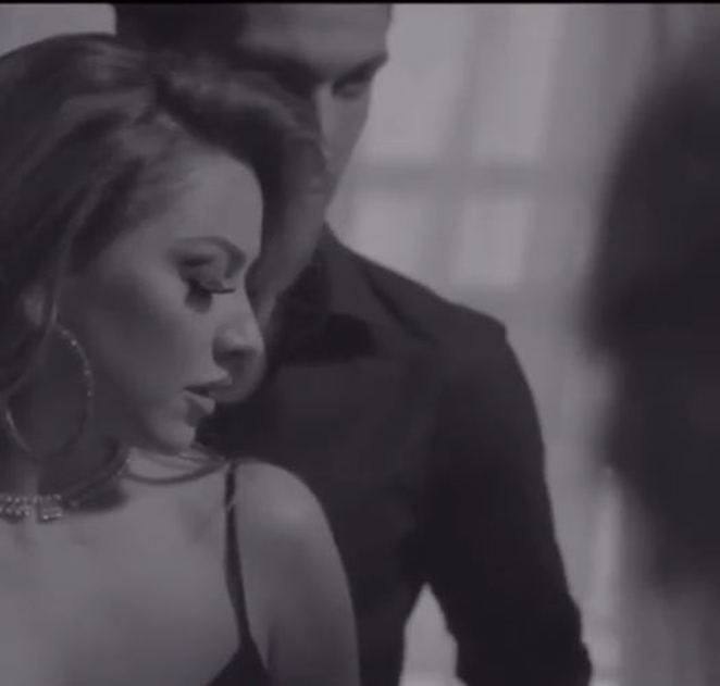 Hadise'nin kalbini çelen Sırp! 7