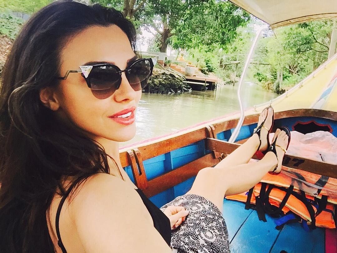 Tuvana Türkay taliplerini bekliyor! 3