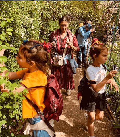 Tuba Büyüküstün ikizleriyle doğanın tadını çıkardı 2