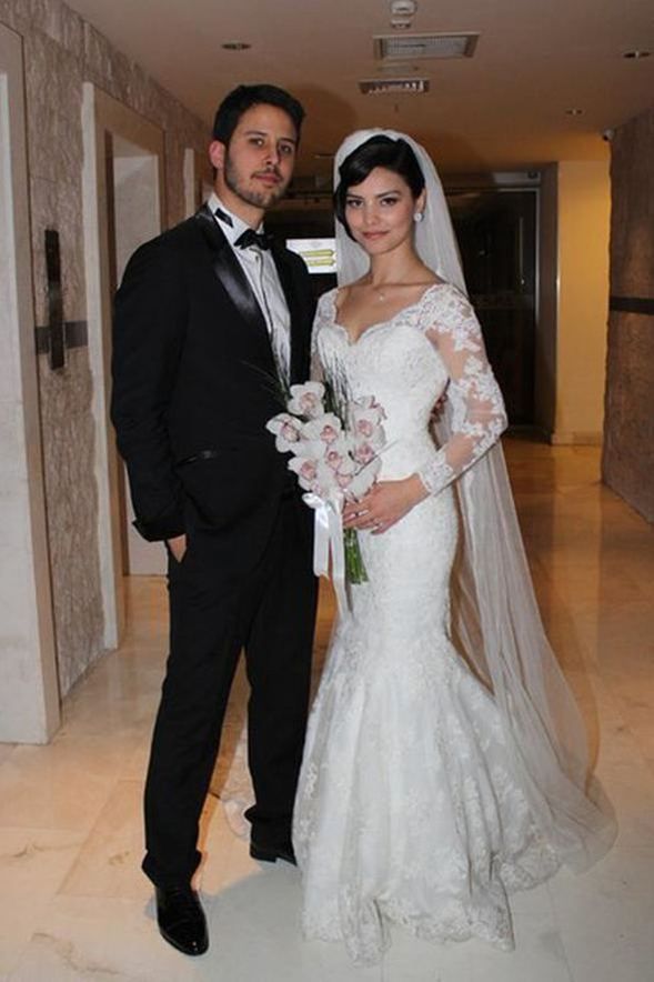 Hazal Filiz Küçükköse'nin eski aşkına yeni sevgili! 1
