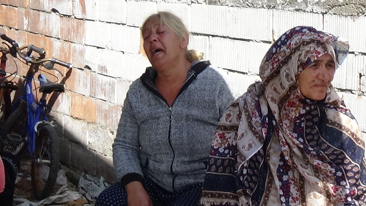 Dilber Ay'ın mahallesine hüzün hakim! 5